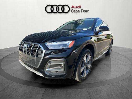 Brilliant Black 2023 Audi Q5 45 Prestige