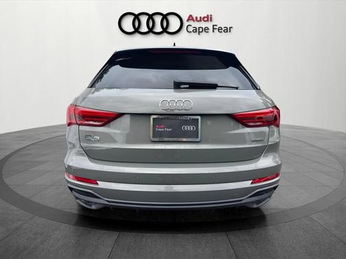Chronos Gray Metallic 2023 Audi Q3 45 S line Premium