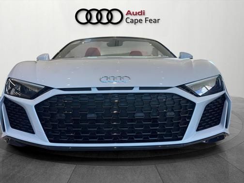 Suzuka Gray Metallic w/ Black Roof 2022 Audi R8 5.2 V10 performance