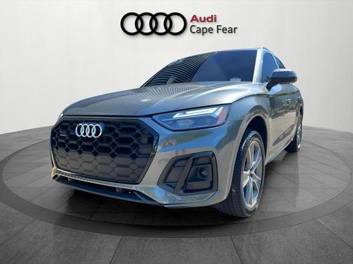 Daytona Gray Pearl Effect 2025 Audi Q5 45 S line quattro Premium