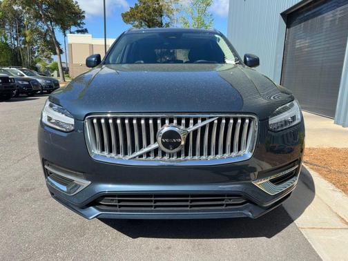 2024 Volvo XC90 B6 Ultimate Bright Theme 7-Seater