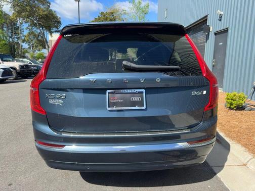 2024 Volvo XC90 B6 Ultimate Bright Theme 7-Seater