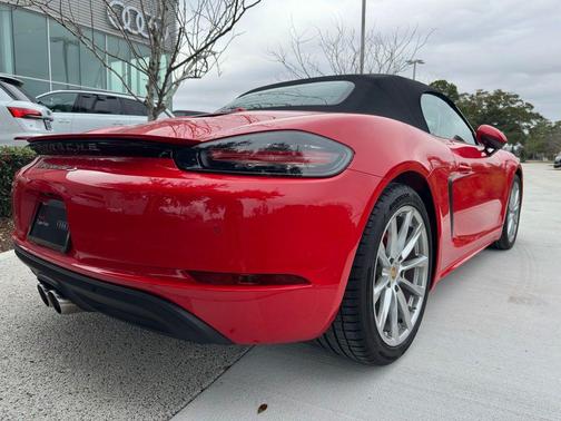 2023 Porsche 718 Boxster S