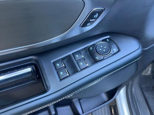 Silver Metallic 2025 Ford Expedition Platinum