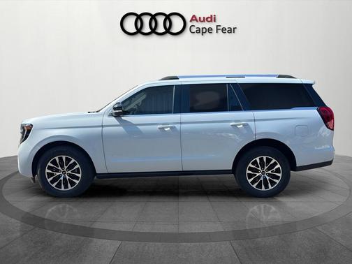 Silver Metallic 2025 Ford Expedition Platinum