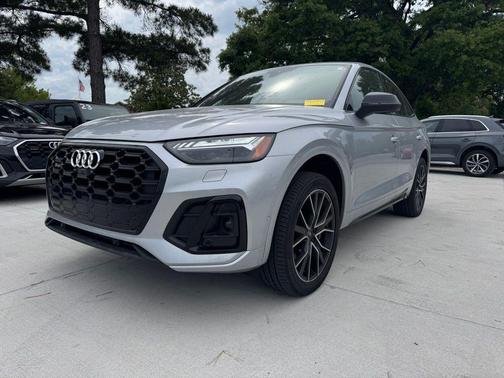 Florett Silver Metallic 2024 Audi SQ5 3.0T Prestige