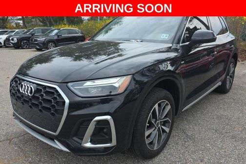 Mythos Black Metallic 2023 Audi Q5 45 S line Premium Plus