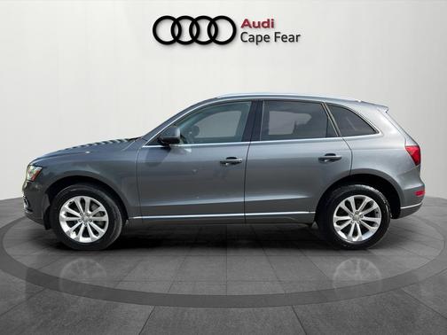 Monsoon Gray Metallic 2016 Audi Q5 2.0T Premium Plus