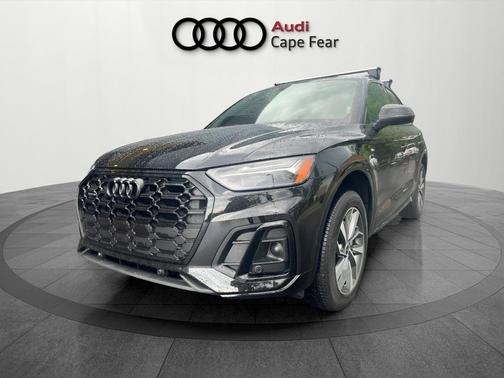 Mythos Black Metallic 2024 Audi Q5 45 S line quattro Premium