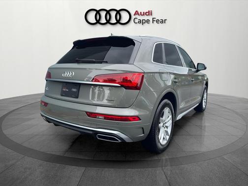 Chronos Gray Metallic 2023 Audi Q5 45 S line quattro Premium