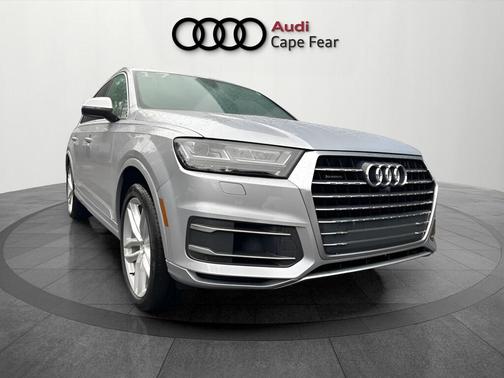 Florett Silver Metallic 2017 Audi Q7 3.0T Prestige