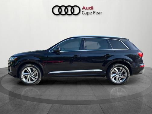 Orca Black Metallic 2020 Audi Q7 55 Premium