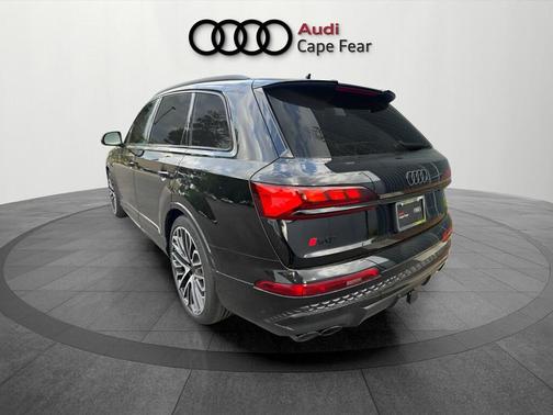 Mythos Black Metallic 2026 Audi SQ7 4.0T Premium Plus