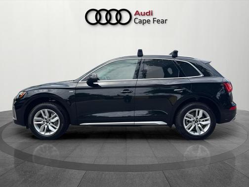 Mythos Black Metallic 2023 Audi Q5 45 S line quattro Premium