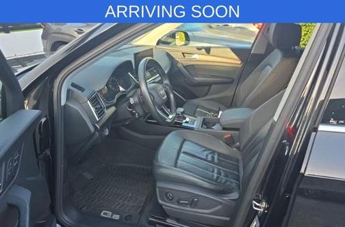 2023 Audi Q5 45 S line quattro Premium