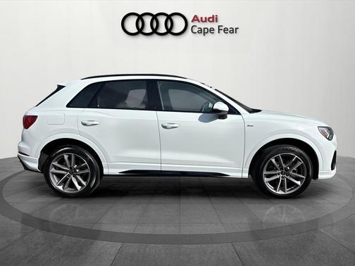 2025 Audi Q3 45 S line Premium