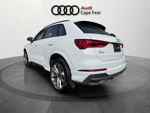 2025 Audi Q3 45 S line Premium