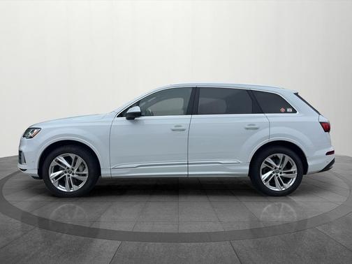 2020 Audi Q7 55 Premium Plus