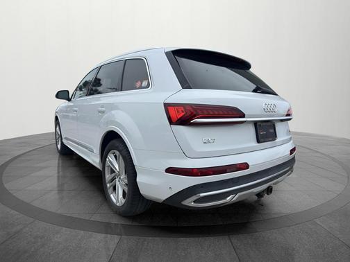 2020 Audi Q7 55 Premium Plus