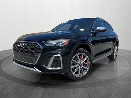2025 Audi SQ5 Premium Plus TFSI quattro Tiptronic