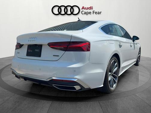 Glacier White Metallic 2024 Audi A5 Sportback 45 S line quattro Premium