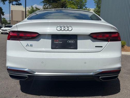 Glacier White Metallic 2024 Audi A5 Sportback 45 S line quattro Premium