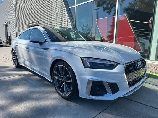 Glacier White Metallic 2024 Audi A5 Sportback 45 S line quattro Premium