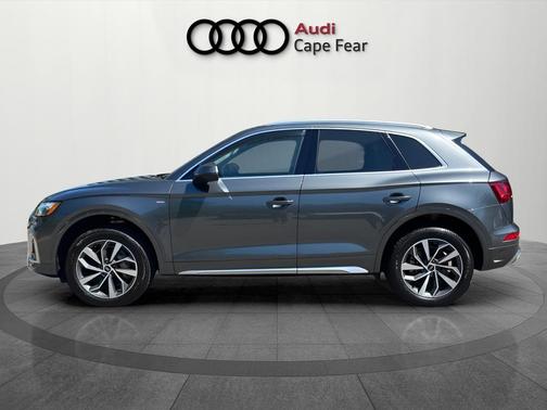 Daytona Gray Pearl Effect 2023 Audi Q5 45 S line Premium Plus