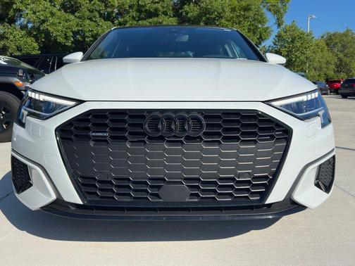 Glacier White Metallic 2024 Audi A3 40 Premium