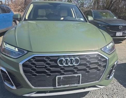 District Green 2023 Audi Q5 45 S line quattro Premium