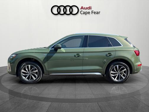 District Green 2023 Audi Q5 45 S line quattro Premium