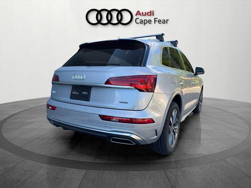 Florett Silver Metallic 2023 Audi Q5 45 S line Premium Plus