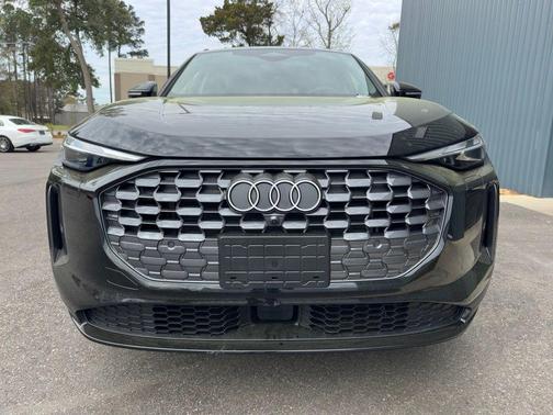 2025 Audi Q5 2.0T quattro Premium