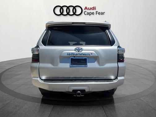 Classic Silver Metallic 2017 Toyota 4Runner SR5 Premium