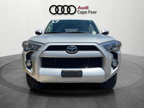 Classic Silver Metallic 2017 Toyota 4Runner SR5 Premium