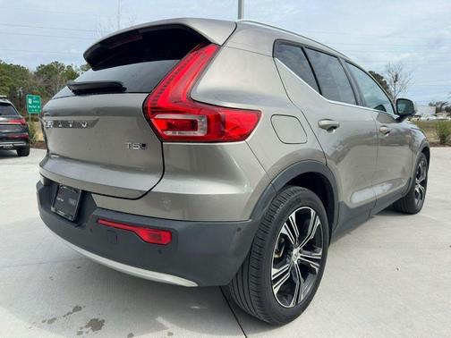 2021 Volvo XC40 T5 Inscription