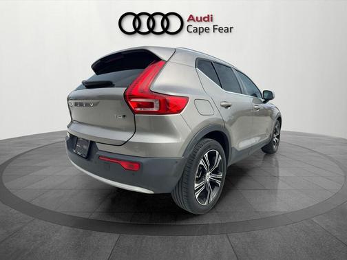 2021 Volvo XC40 T5 Inscription
