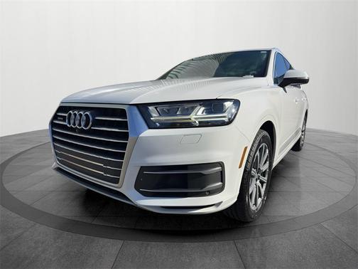2019 Audi Q7 55 Premium