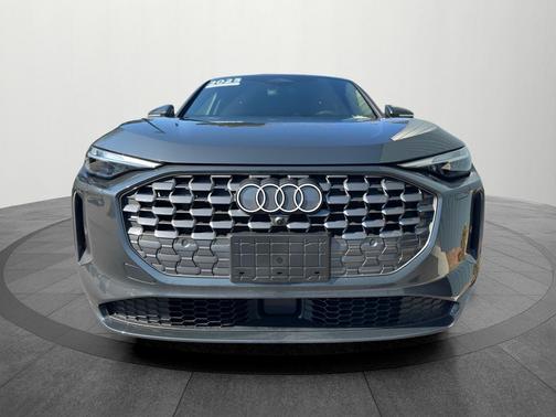 2025 Audi Q5 2.0T quattro Premium