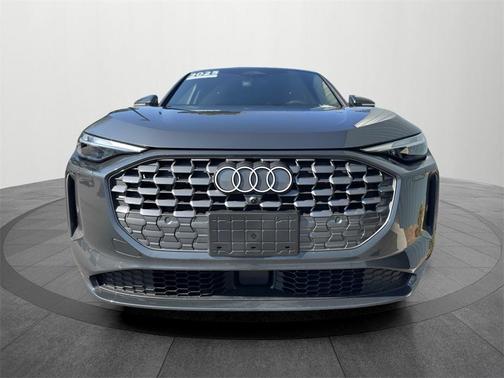 2025 Audi Q5 2.0T quattro Premium