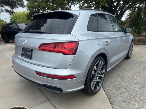 Florett Silver Metallic 2020 Audi SQ5 3.0T Premium