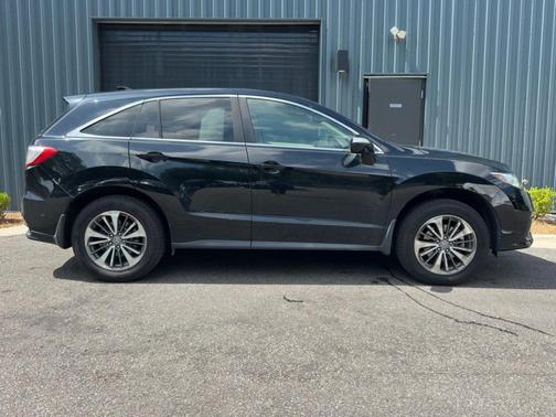 Crystal Black Pearl 2017 Acura RDX Advance Package