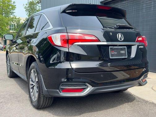 Crystal Black Pearl 2017 Acura RDX Advance Package