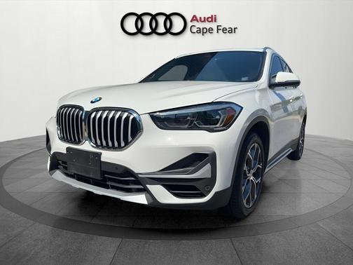 Alpine White 2022 BMW X1 xDrive28i