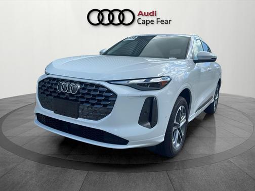 Glacier White Metallic 2025 Audi Q5 2.0T quattro Premium