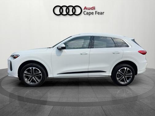 Arkona White 2025 Audi Q5 2.0T quattro Premium