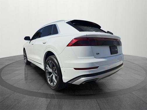 2024 Audi Q8 55 Premium