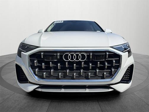 2024 Audi Q8 55 Premium