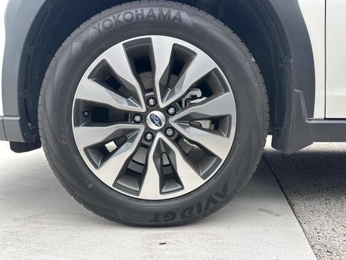 2023 Subaru Outback Touring XT