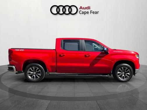 Red 2022 Chevrolet Silverado 1500 LT